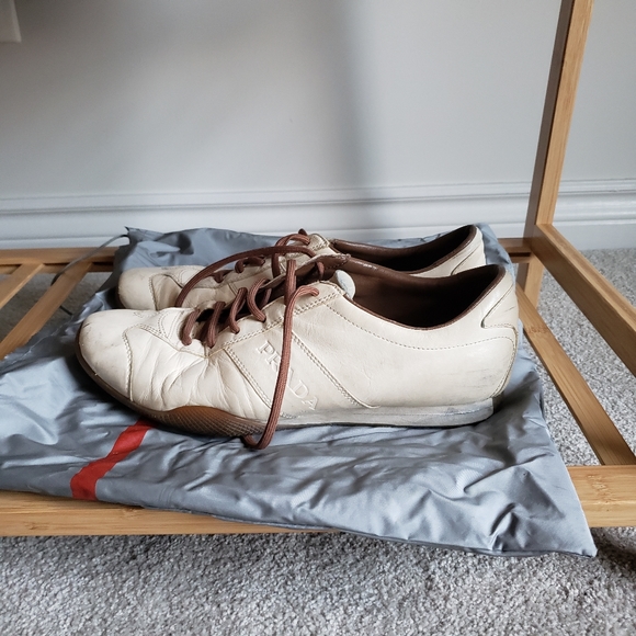 PRADA Tan and Brown Shoes - Picture 2 of 9